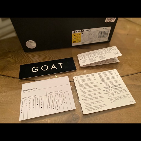 A BATHING APE x Ultraboost 4.0 Green Camo - Picture 3 of 12